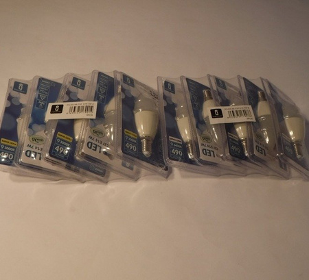 Żarówka LED E14 7W zimna 6400K świeczka C37