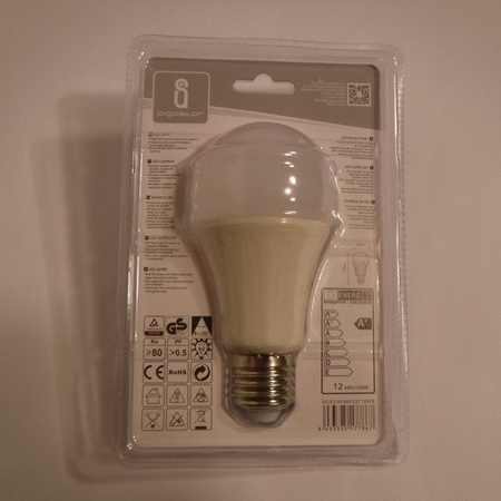 Żarówka LED E27 12W zimna 6400K A60